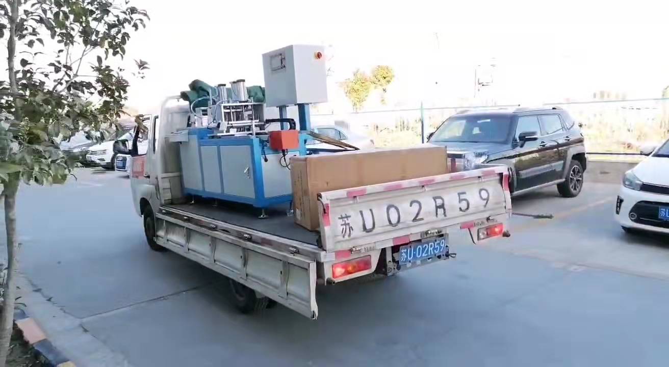 【太倉】小型鋁材切割機SDY-Q350今日發(fā)貨，技術(shù)、售后隨機去客戶現(xiàn)場