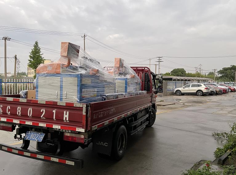 【浙江】全自動(dòng)切鋁機(jī)用于汽車(chē)零部件切割，感謝黃總認(rèn)可