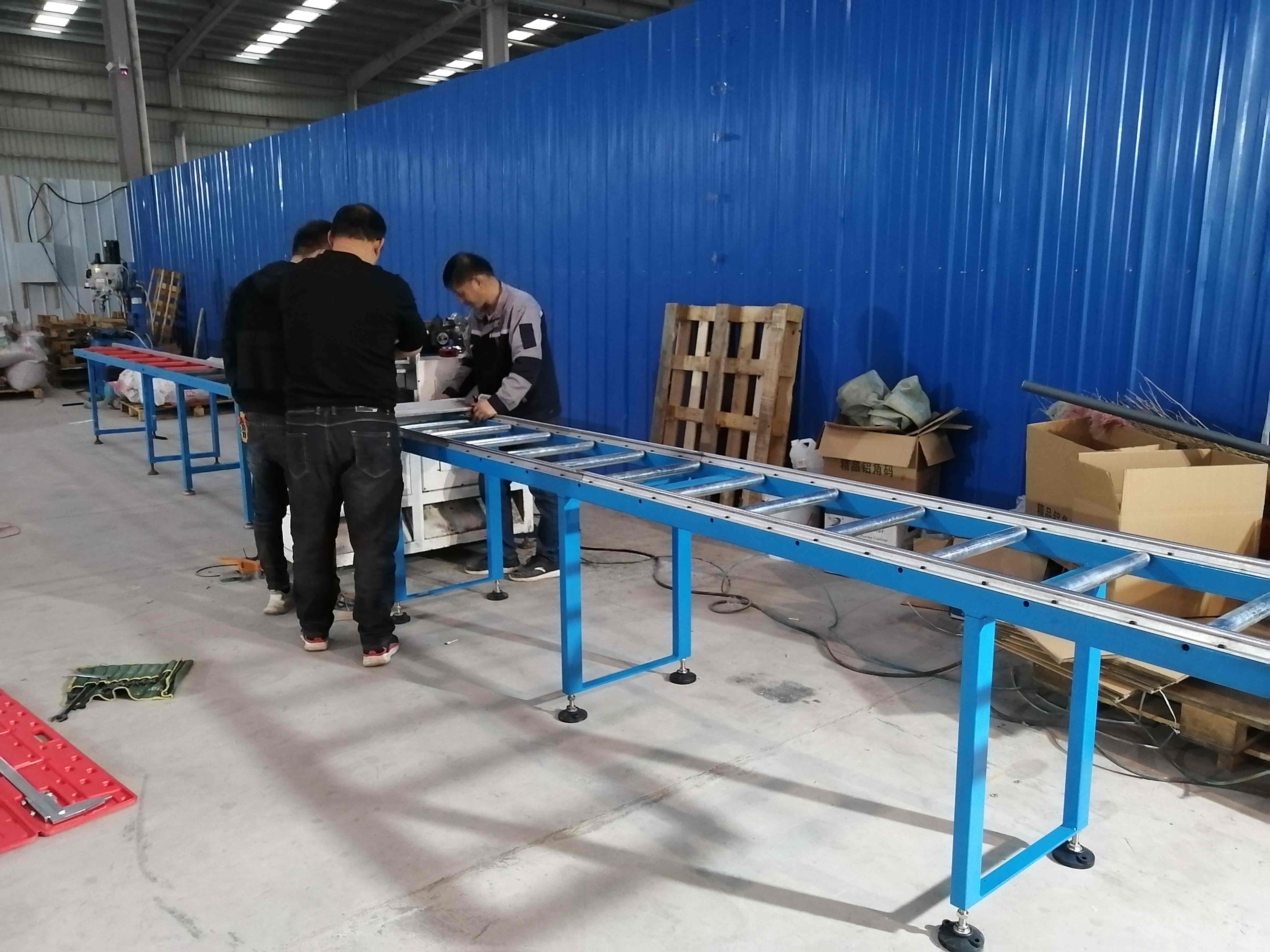 半自動500定尺鋸客戶現場圖 半自動500定尺鋸客戶現場圖